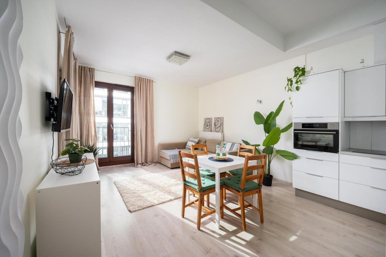 Pokorna Cosy Apartment Варшава Екстер'єр фото